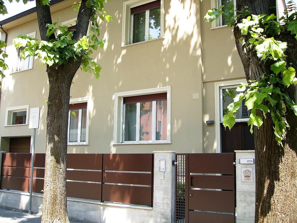 I Tigli Guest House Piacenza Zewnętrze zdjęcie